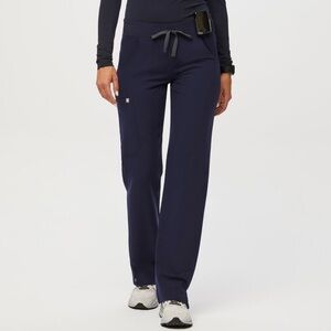 FIGS Kade High Waisted Cargo Scrub Pants in Navy Technical Collection